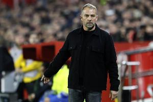 开云-阿斯：弗里克归队后将制定季前赛计划，特别是解决门将冗余问题