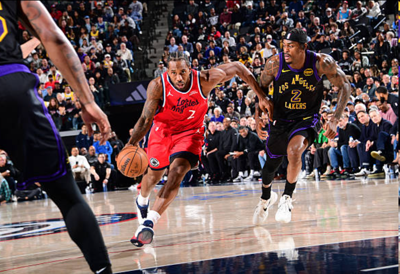 kaiyun-西部乱斗！湖人输快船降至西部第六 4队输一场将直接掉入附加赛